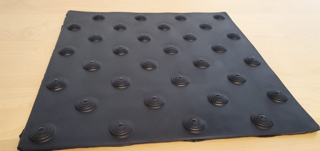 Hvit og svart farefelt elementer i 30 x 30 cm metakrylat harpiks med lim - Bilde 7