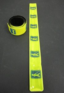 Armbind med symboler og refleks