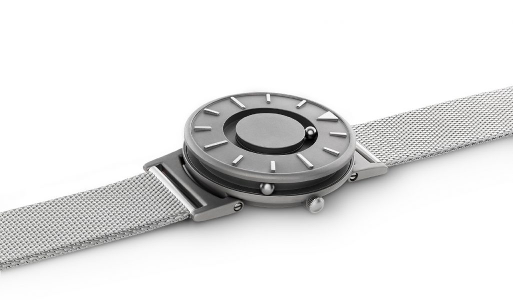 Bradley Black - taktilt armbåndsur med lenke, fra EONE - Bilde 5