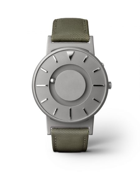 Bradley Black - taktilt armbåndsur med lenke, fra EONE - Bilde 12