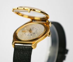 Arsa herre armbåndsur med punkter dublé