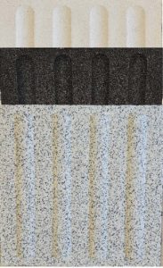 Ledelinje elementer på 30 x 30 cm i harpiks med innstøpt hvite -svarte og krem steinkorn og butylengummi lim
