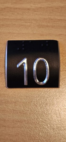 Tofarget taktile skilt til håndløpere i utfrest eloksert aluminium 30 x 30 mm - Bilde 11