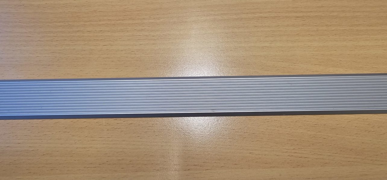 Sklihemmende lede og trinnmarkering i aluminium på 30 mm - Bilde 3